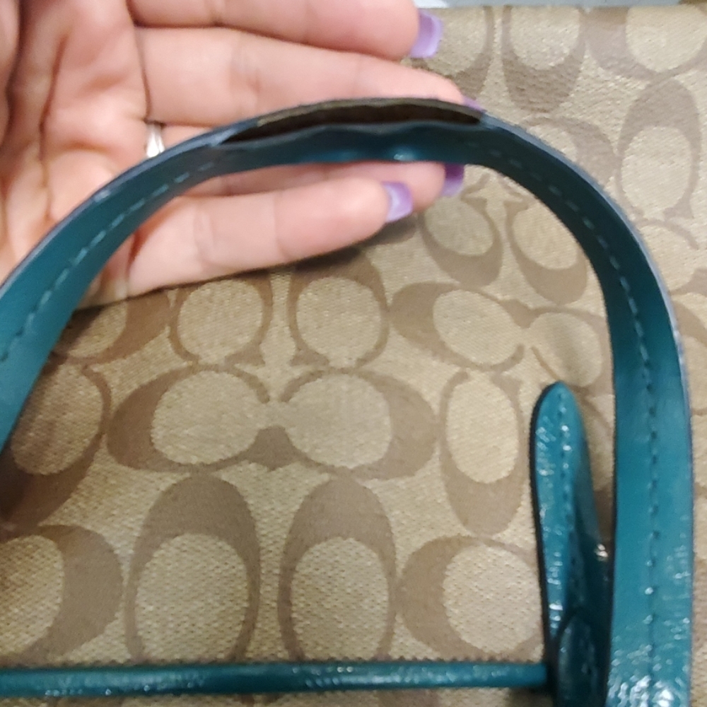 Purse - Picture 3 of 4